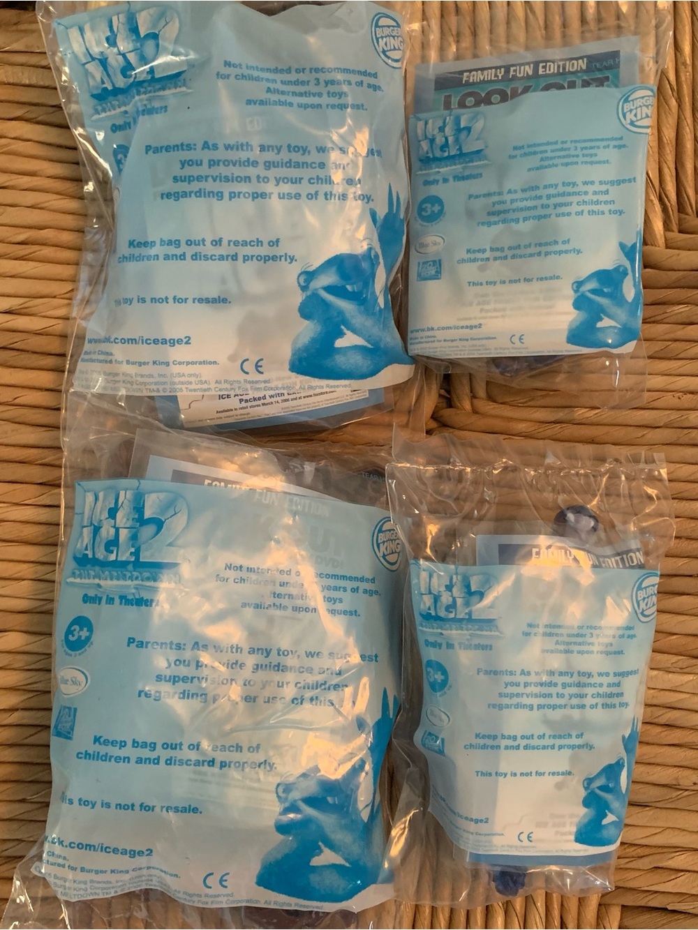 Vintage 2005 Ice Age 2 Burger King toys